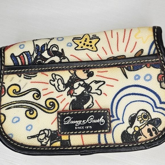 Disney Cruise Line Dooney and Bourke Wristlet Wallet - Picture 5 of 10
